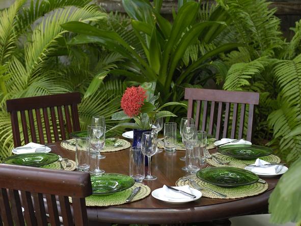 Garden House - Dining1